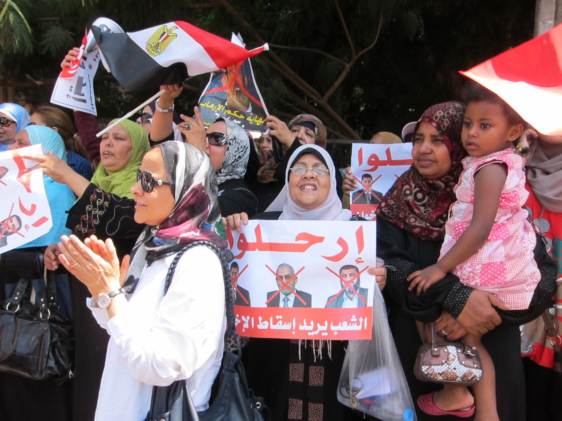 files/aktuelles/aktuelle_nachrichten/2013/07_Juli/Frauen gegen Mursi.JPG