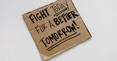 Schild Fight for a better tomorrow